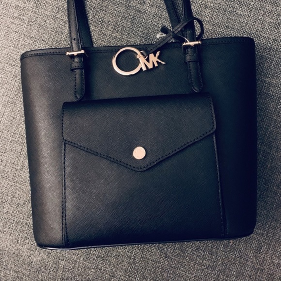 Michael KorsMedium Black Jet Set Tote